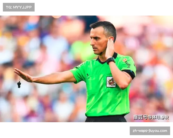 熊猫杯VAR技术介入判罚引讨论 关键时刻裁判决策影响战局